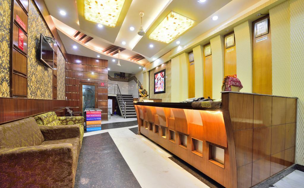 Centra Inn Нью-Дели Экстерьер фото