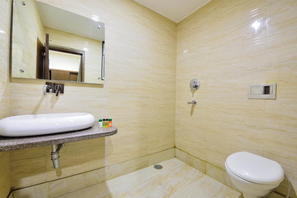 Centra Inn Нью-Дели Экстерьер фото