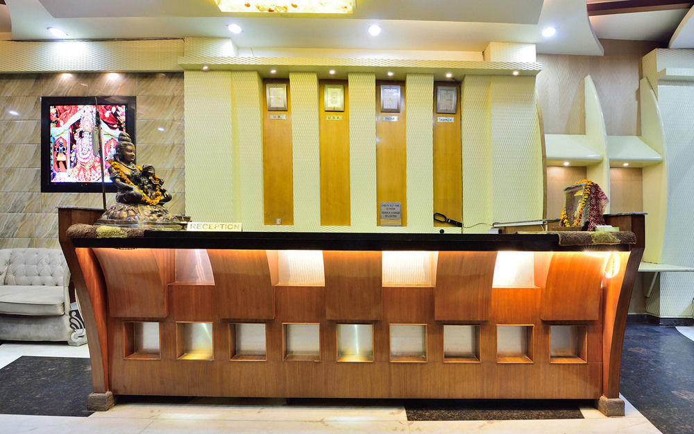 Centra Inn Нью-Дели Экстерьер фото